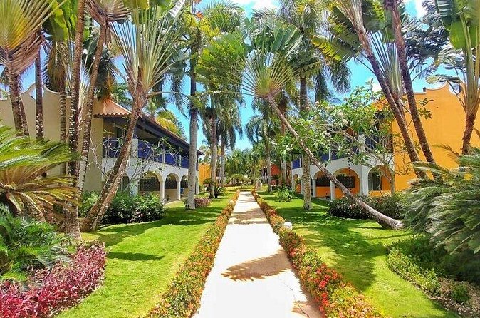 Private Transfer Punta Cana Airport to/from Catalonia Royal La Romana - What the $105 group price really buys you