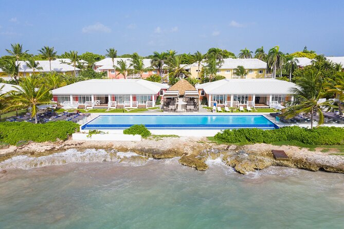 Private Transfer Punta Cana Airport to/from Club Med Punta Cana - Finding your driver at Punta Cana Airport