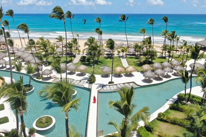 Private Transfer Punta Cana Airport to/from Excellence Punta Cana - What the 43-minute drive is like