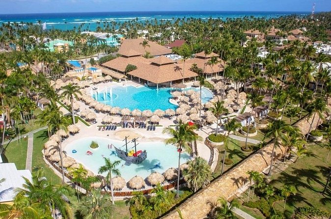 Private Transfer Punta Cana Airport to/from Grand Palladium Punta Cana - What the five-star praise tells you
