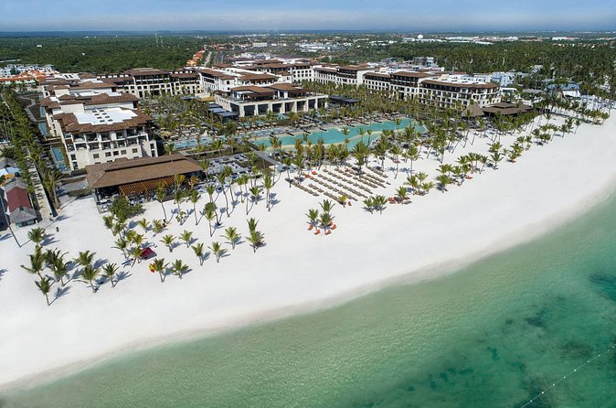 Private Transfer Punta Cana Airport to/from Lopesan Costa Bavaro - Communication is the main service advantage