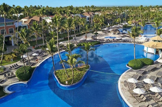 Private Transfer Punta Cana Airport to from Ocean Blue and Sand - The people behind the service