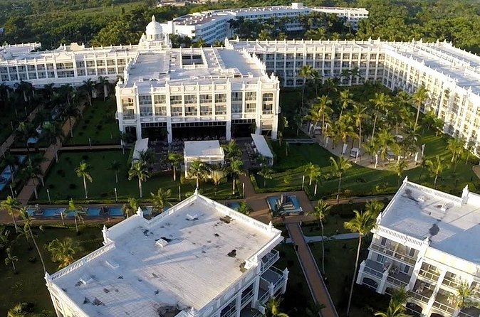 Private Transfer Punta Cana Airport to/from Riu Palace Bavaro - How the meet-and-greet works