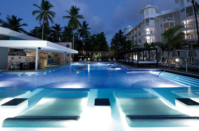 Private Transfer Punta Cana Airport to/from Riu Palace Macao - What the strongest service details reveal