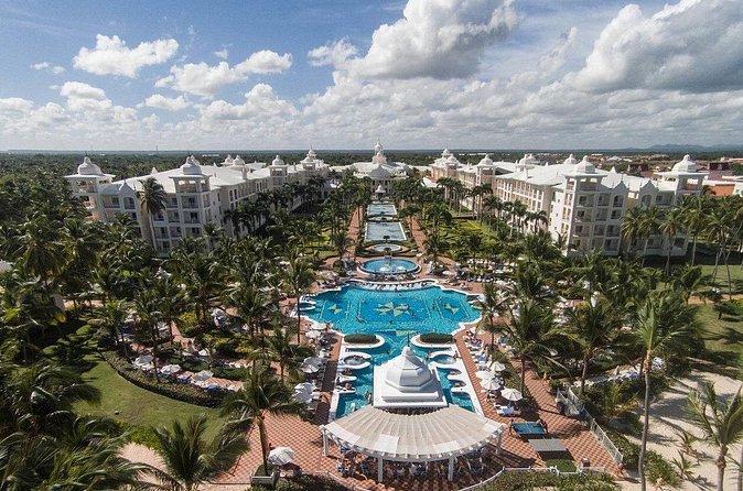 Private Transfer Punta Cana Airport to from Riu Palace Punta Cana - Comfort, security, and the human touch