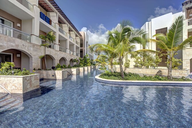 Private Transfer Punta Cana Airport to/from Royalton Punta Cana - A smoother first hour in Punta Cana