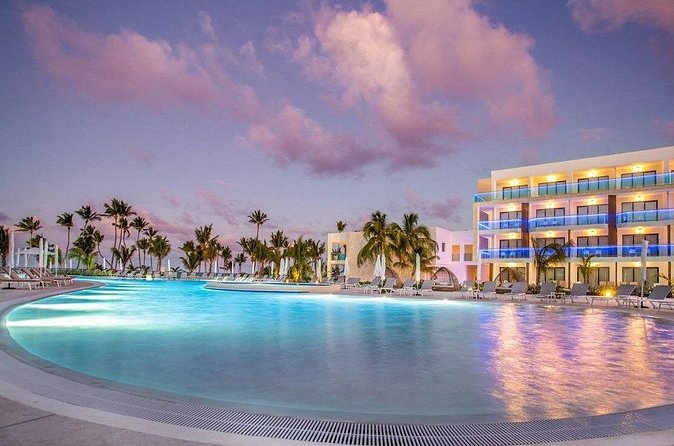 Private Transfer Punta Cana Airport to/from Serenade Punta Cana - After-hours fees and flight delays