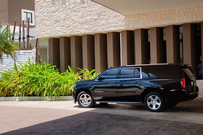 Private Transfer VIP Suburban Punta Cana Airport from/to Hotels - What the 20 to 30 minute ride feels like