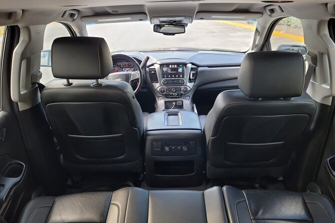 Private Transfer VIP Suburban Punta Cana Airport from/to Hotels - Who is driving the SUV?