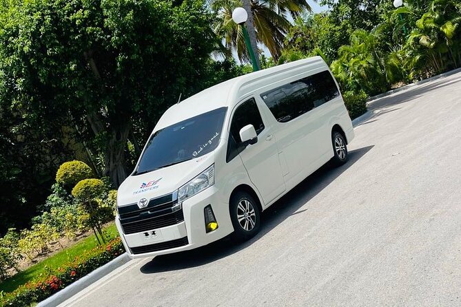 Private Transfers from Punta Cana Airport to hotels in DR - Who will get the most from this transfer?