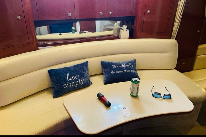 Private VIP Yacht in Punta Cana - Dolphin watching near Playa Bibijagua