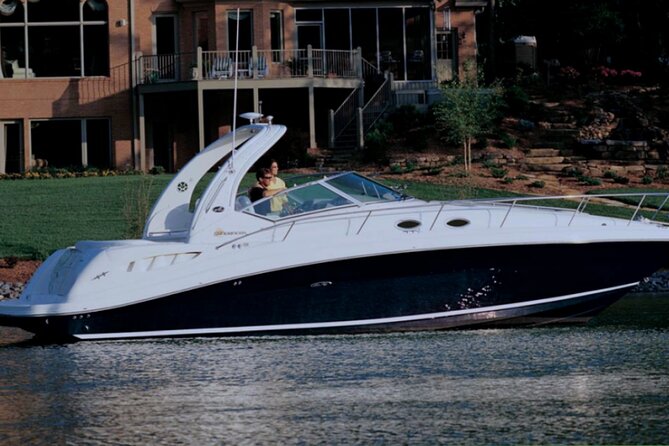 Private Yacht in Punta Cana, Unlimited Drinks and HipHop Music - Key points at a glance