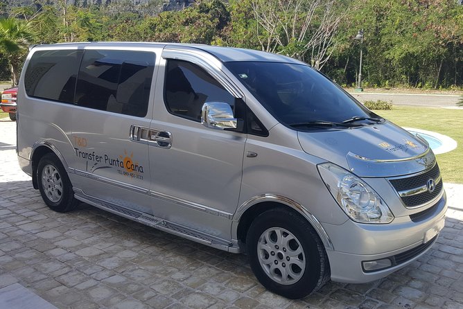 Punta Cana Airport (PUJ) To Cap Cana Hotels (One way) - A straightforward ride from PUJ to Cap Cana