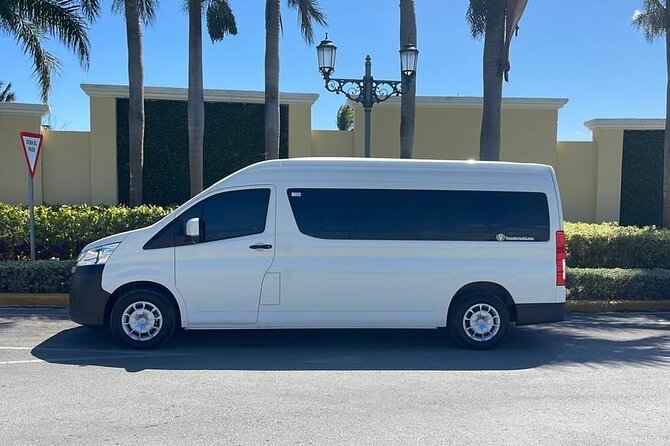 Punta Cana Airport to Punta Cana Hotels ( up to 25 km) - Arrival at the Hard Rock Hotel