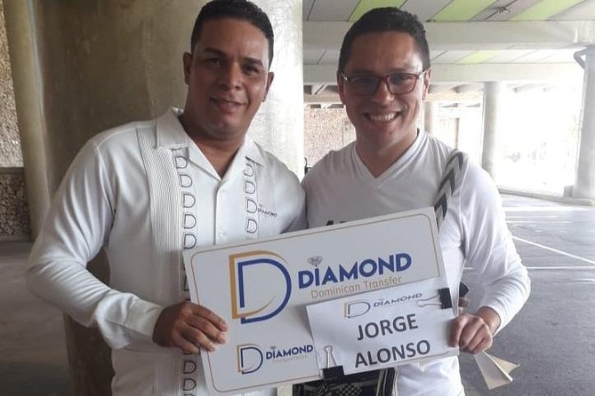 Punta Cana Airport to Uvero Alto Hotels - Why a Name Sign Helps at Punta Cana Airport