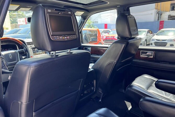 Punta Cana Airport Transfer: Luxuty Ride to Your Hotel - The personal touch from Micky and Juan Torres