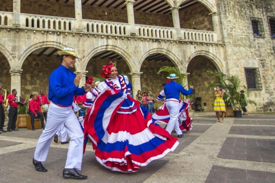 Punta Cana: All-Inclusive Day Trip to Santo Domingo - Seeing the Malecón and modern Santo Domingo