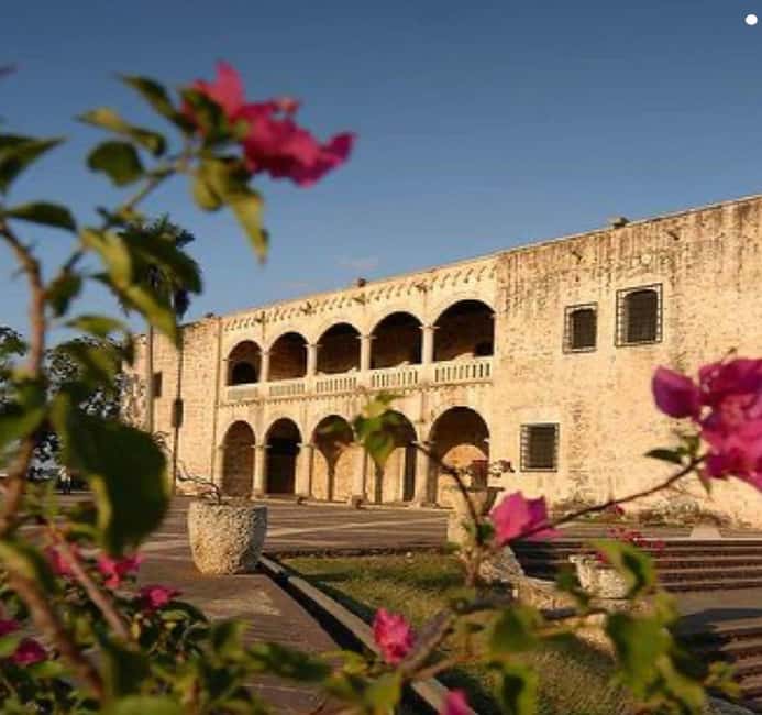 Punta Cana: All Inclusive Santo Domingo Full-Day City Tour - Colón Park and the First Cathedral of the Americas