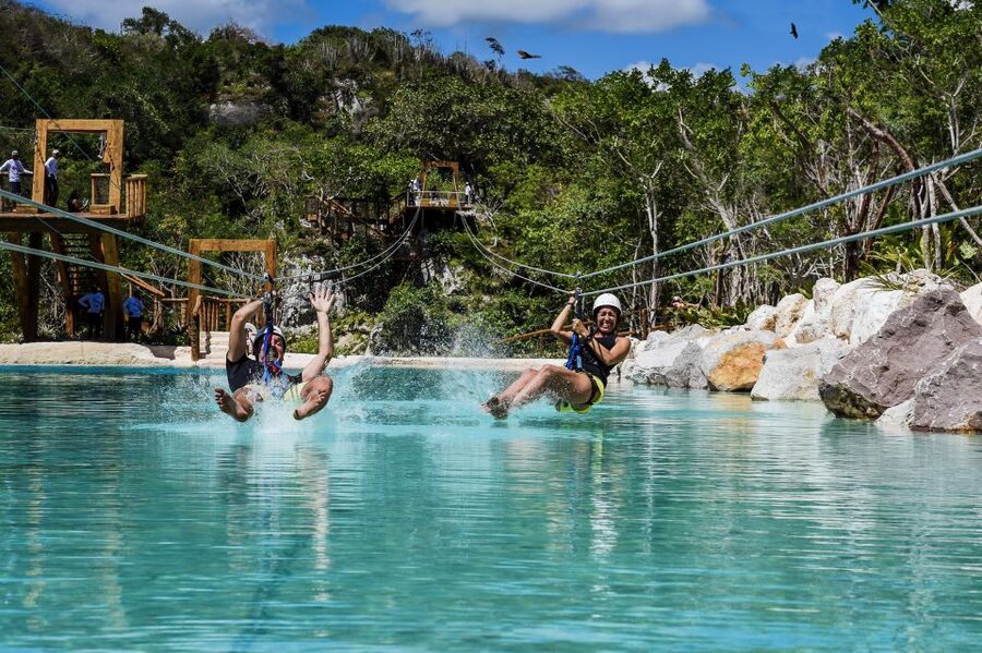 Punta Cana: Blue Hole and Scape Park Cap Cana Entry Ticket - Rope Runners for a treetop challenge