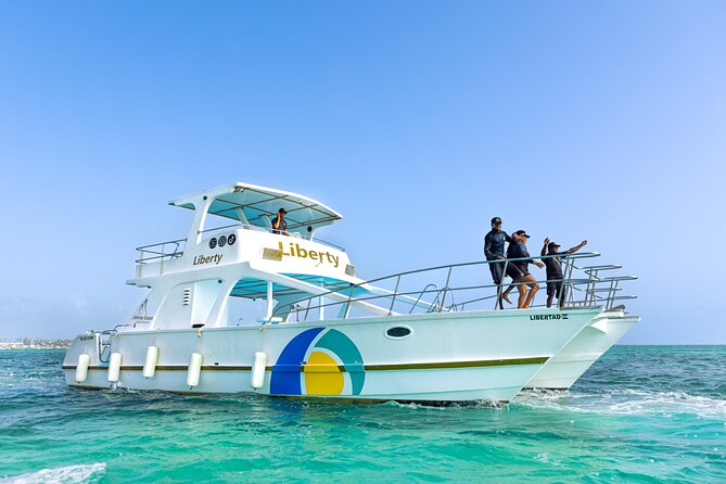 Punta Cana Boat Cruise and Snorkeling with Open Bar - What the open bar really includes