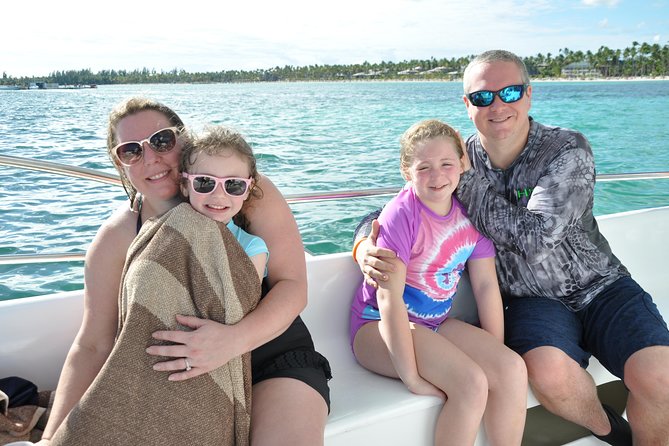 Punta Cana Combo Tour: Snorkeling, Catamaran Cruise & Parasailing - The natural pool, floating bar, and catamaran party