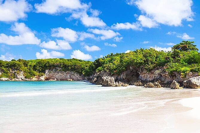 Punta Cana Half-Day Cultural Safari with Lunch and Drinks - Lunch at the mountain ranch