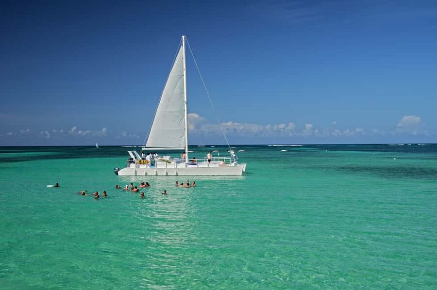 Punta Cana Happy Hour Sailing Cruise - The boat party and its social side