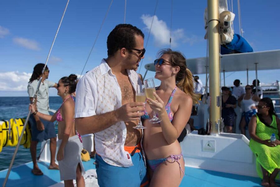 Punta Cana Happy Hour Sailing Cruise - Drinks, snacks, and the $85 price