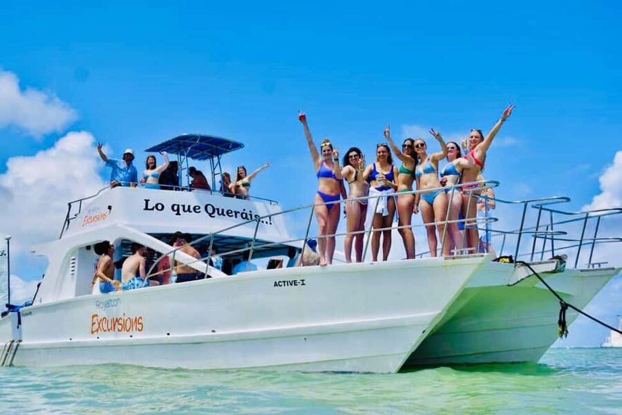 Punta Cana: Hip Hop Party Cruise w/Open Bar (Adults Only) - Key points at a glance