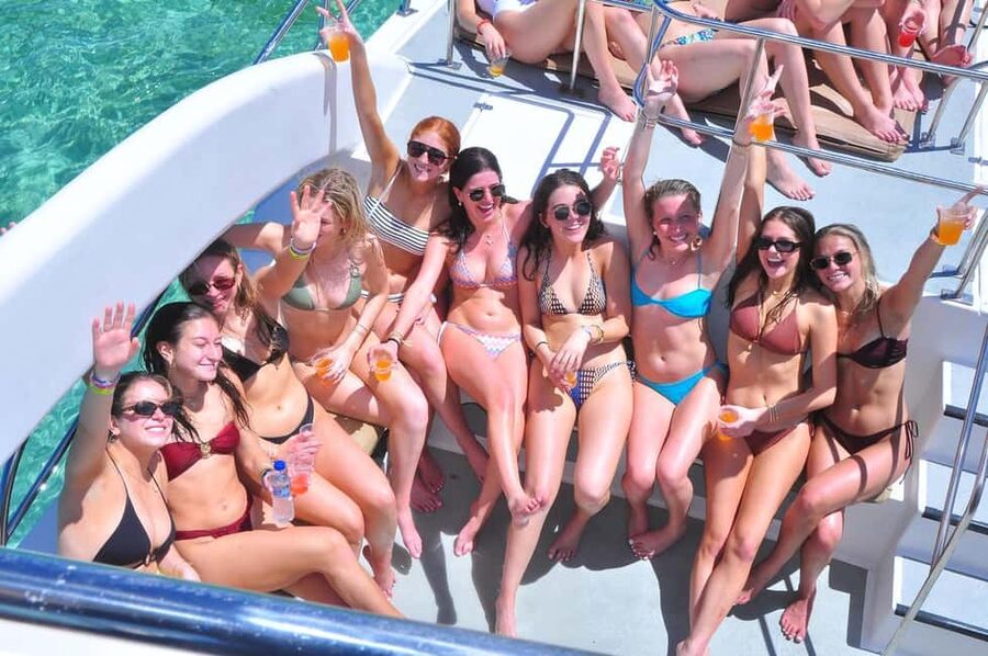 Punta Cana: Hip Hop Party Cruise w/Open Bar (Adults Only) - What to pack for the three hours