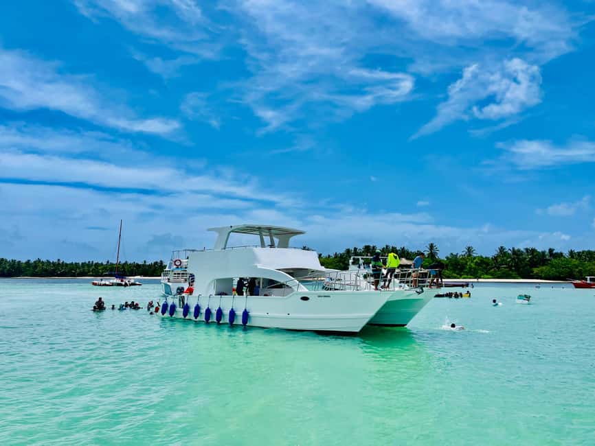 Punta Cana: Hip Hop Party Cruise w/Open Bar (Adults Only) - Pickup details deserve attention