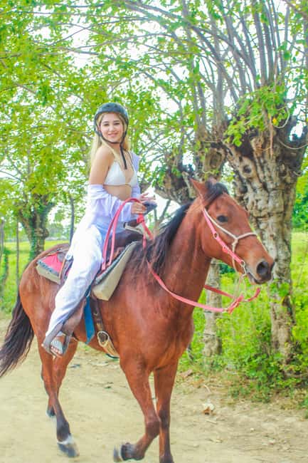Punta Cana Horseback riding & Sunset + beach + free pick-up - What the ranch ride is really like