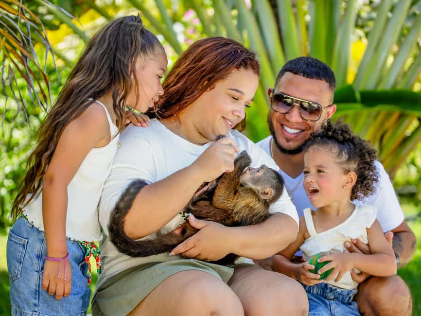 Punta Cana: Monkey Adventure by Jhoraji With Hotel Pick-Up - The photo session may shape your whole visit