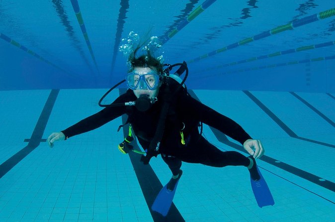 Punta Cana: PADI Open Water Scuba Certification (2–3 Days) - Day one: classroom lessons and pool practice