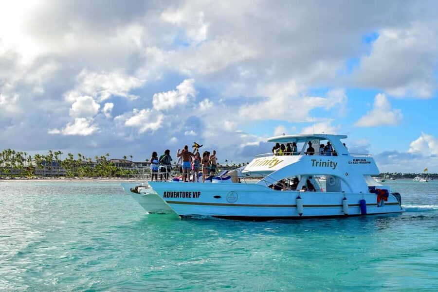 Punta Cana Party Boat (Adults only) - What the $49 price really covers
