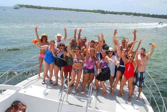 Punta Cana Private Booze Cruise with Open Bar (10+ People) - Who should book this private cruise?