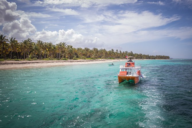 Punta Cana Private Catamaran Cruise with Drinks and Light Snacks - Snacks are useful, but this is not lunch