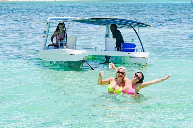 Punta Cana Private Cruise Up To 10 Snorkeling & Seafood lunch - The crew can make or break the day