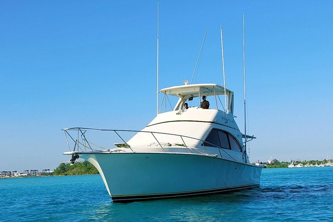 Punta Cana Private Fishing Charter boat Fortuna 42' - Swimming, snorkeling, and beach time