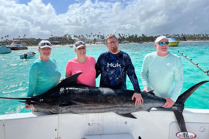 Punta Cana Private Fishing Charter on 39 Foot Boat with Bevarages - What your $699 private charter buys
