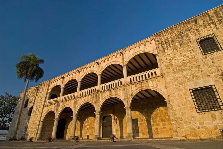 Punta Cana: Santo Domingo City Tour with Lunch - Walking the Colonial Zone and Calle Las Damas