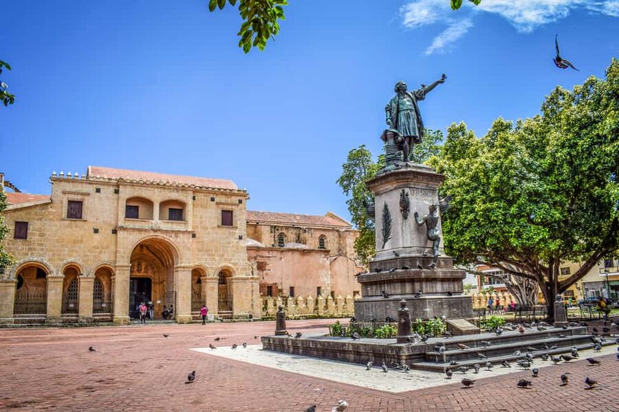 Punta Cana: Santo Domingo Day Trip with Tickets and Lunch - Los Tres Ojos: the day’s most unusual stop