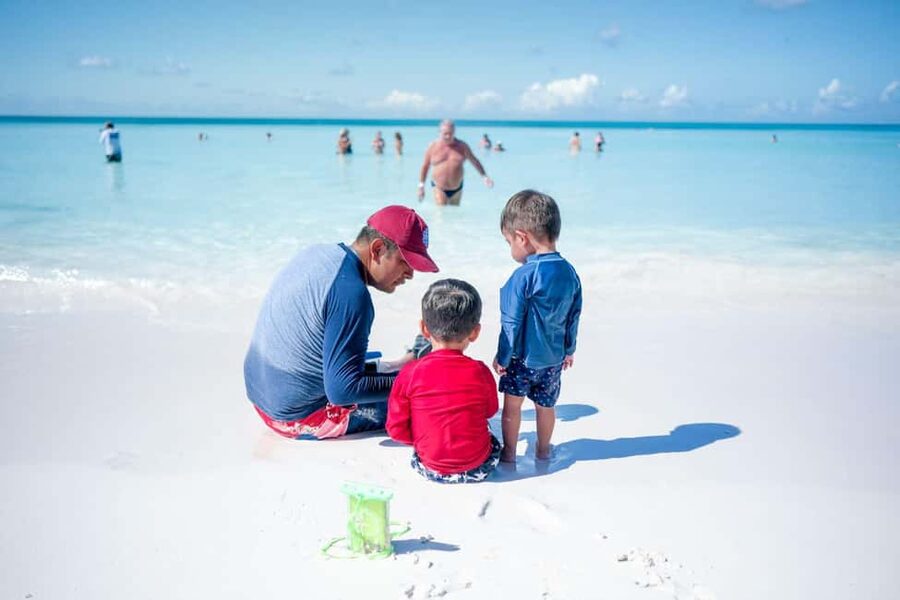 Punta Cana: Saona Island VIP 4 first-class beach and sunset - The Natural Pool: easy swimming in shallow water