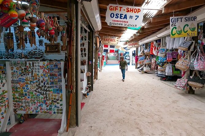 Punta Cana Shopping Tour - Dominican cigars, coffee, chocolate, and Mamajuana