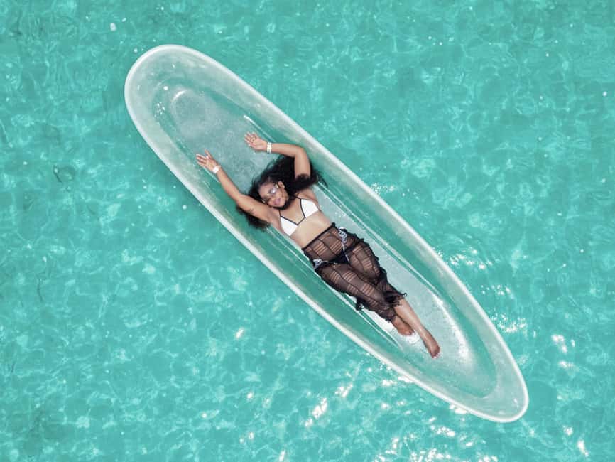 Punta Cana: Single Clear Kayak Photoshoot - Posing with two assistants in the water