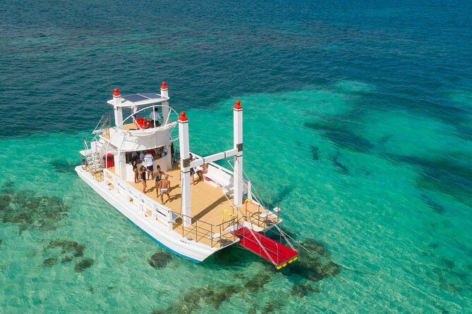 Punta Cana Slide Boat (Medium Group) - The natural pool stop is the calmest part