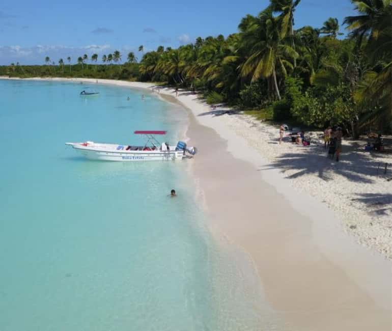 Punta Cana: Three Treasures of Saona - Palmilla, Pueblo & Canto de la playa - Playa de los Flamencos and its quiet lagoon
