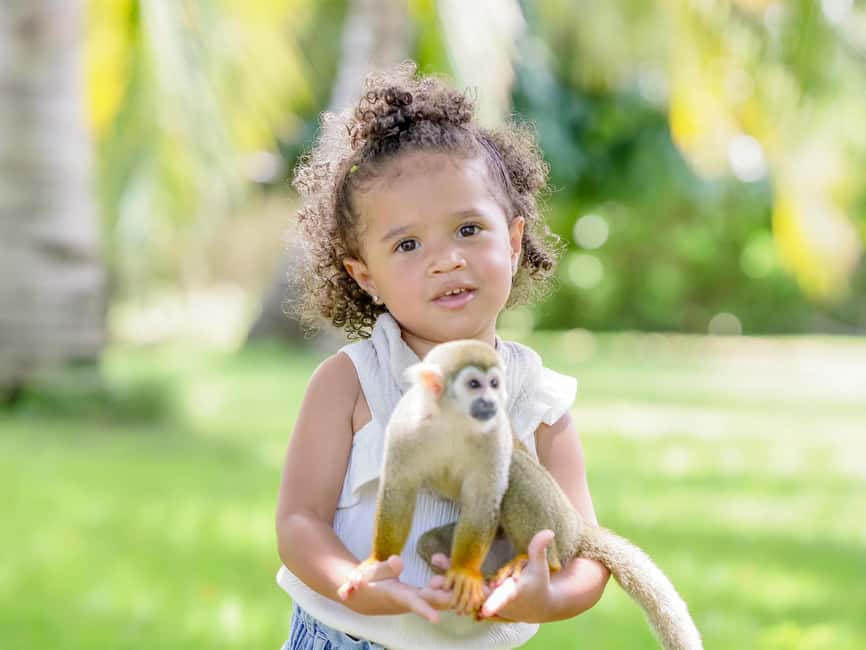 Punta Cana: Tour Monkey Adventure With Hotel Pick Up - The monkeys, their caretakers, and the hands-on contact