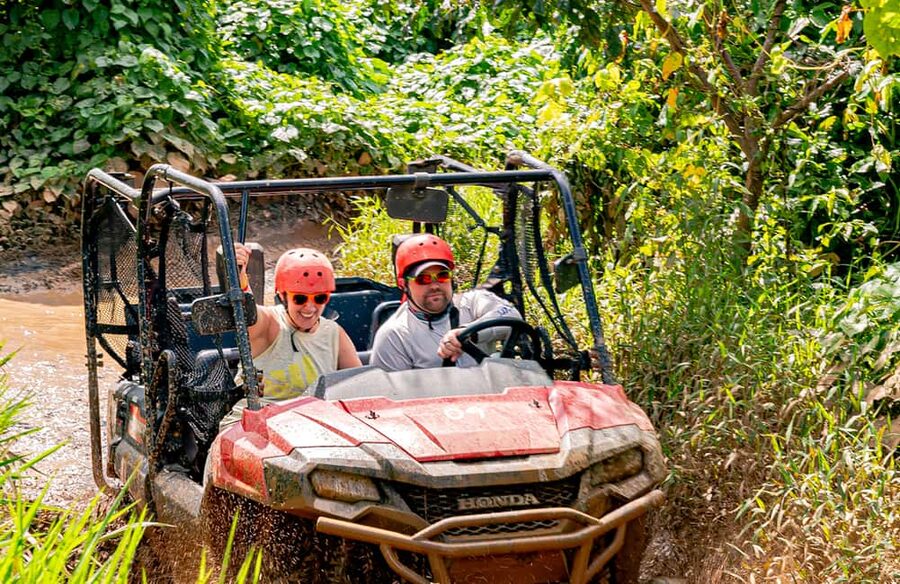 Punta Cana: Triple Jungle Adventure Park Tour with Tastings - Monkeyland and the squirrel monkeys