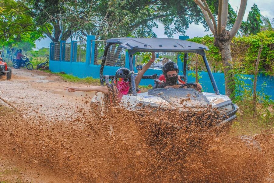 PUNTA CANA WILD BUGGY BREAKS TRACK WITH EXTRAMAS PROTECTION - Key points to know before booking